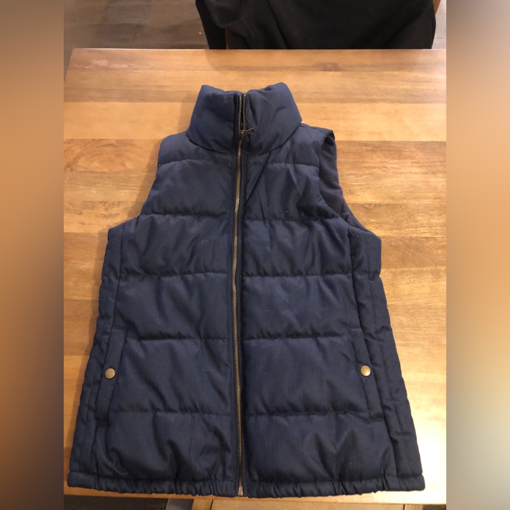 Women’s Navy blue vest. Old Navy size XS.